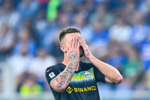 GENOA, ITALY - AUGUST 31: Sergej Milinkovic Savic of Lazio reacts with disappointment during the Serie A match between UC Sampdoria and SS Lazio at Stadio Luigi Ferraris on August 31, 2022 in Genoa, Italy. (Photo by Simone Arveda/Getty Images) Consigli Fantacalcio, 5 centrocampisti per la 31a giornata: Milinkovic-Savic in ripresa, sorpresa Duda- immagine 2