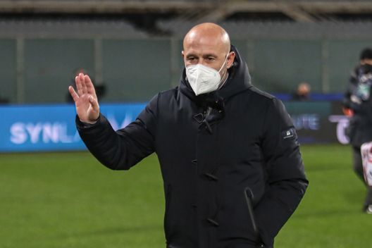 GERMOGLI PH: 17 GENNAIO 2022 FIRENZE STADIO ARTEMIO FRANCHI CAMPIONATO SERIE A TIM 2021/2022 FIORENTINA VS GENOA NELLA FOTO ITALIANO GERMOGLI PH: 17 GENNAIO 2022 FIRENZE STADIO ARTEMIO FRANCHI CAMPIONATO SERIE A TIM 2021/2022 FIORENTINA VS GENOA NELLA FOTO ITALIANO