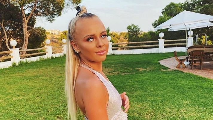 Lara Clausen sul suo profilo Instagram Lara Clausen sul suo profilo Instagram