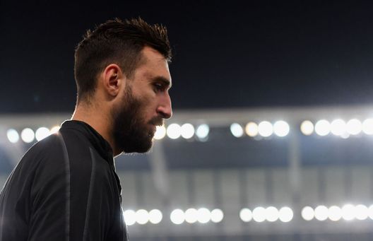 UDINE, ITALY - NOVEMBER 04: Antonio Donnarumma of AC Milan looks on before the Serie A match between Udinese and AC Milan at Stadio Friuli on November 4, 2018 in Udine, Italy. (Photo by Alessandro Sabattini/Getty Images)