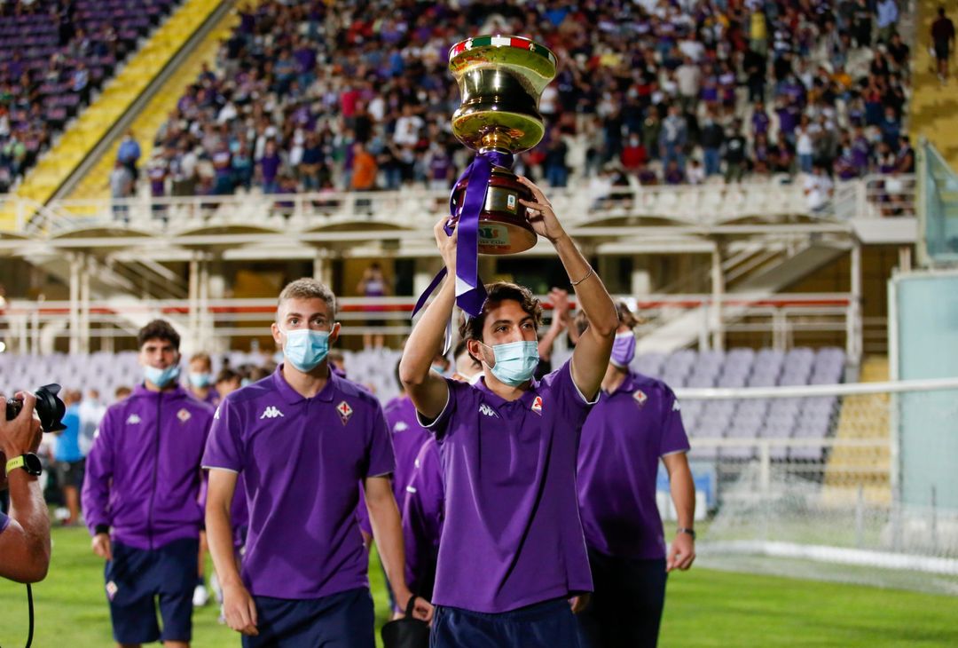  GERMOGLI PH: 28 AGOSTO 2021 FIRENZE STADIO ARTEMIO FRANCHI SERIE A FIORENTINA VS TORINO NELLA FOTO LA FIORENTINA PRIMAVERA SFILA CON LA COPPA 
