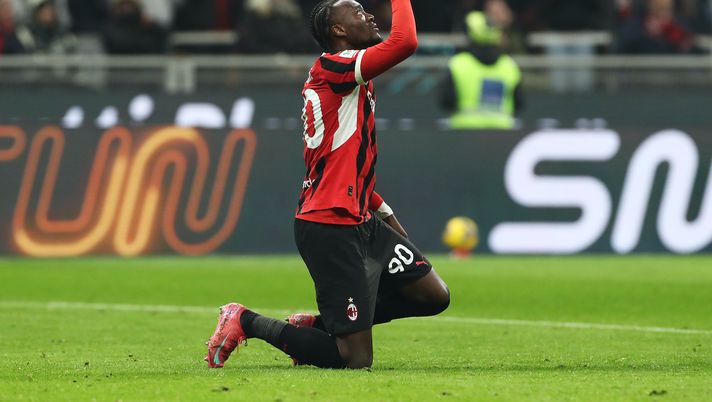 esultanza gol Tammy Abraham AC Milan Milan-Roma 3-1 Coppa Italia 2024-2025