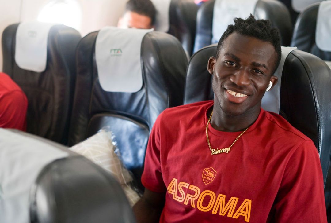 La Roma in partenza per il Portogallo – FOTO GALLERY - immagine 32