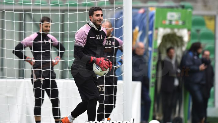 PALERMO, ITALY - MARCH 28: Fabrizio Alastra in action during a training session at Stadio Renzo Barbera on March 28, 2019 in Palermo, Italy. (Photo by Tullio M. Puglia/Getty Images)  PALERMO, ITALY - MARCH 28: Fabrizio Alastra in action during a training session at Stadio Renzo Barbera on March 28, 2019 in Palermo, Italy. (Photo by Tullio M. Puglia/Getty Images)