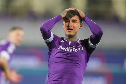 GERMOGLI PH: 23 GENNAIO 2021 FIRENZE STADIO ARTEMIO FRANCHI SERIE A FIORENTINA VS CROTONE NELLA FOTO PULGAR GERMOGLI PH: 23 GENNAIO 2021 FIRENZE STADIO ARTEMIO FRANCHI SERIE A FIORENTINA VS CROTONE NELLA FOTO PULGAR