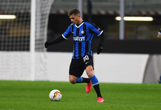 MILAN, ITALY - FEBRUARY 27: Sebastiano Esposito of FC Internazionale in action during the UEFA Europa League round of 32 second leg match between FC Internazionale and PFC Ludogorets Razgrad at Giuseppe Meazza Stadium on February 27, 2020 in Milan, Italy. (Photo by Claudio Villa - Inter/Inter via Getty Images) MILAN, ITALY - FEBRUARY 27: Sebastiano Esposito of FC Internazionale in action during the UEFA Europa League round of 32 second leg match between FC Internazionale and PFC Ludogorets Razgrad at Giuseppe Meazza Stadium on February 27, 2020 in Milan, Italy. (Photo by Claudio Villa - Inter/Inter via Getty Images)