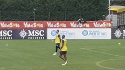 FOTO Marfella veste i panni da difensore durante l’allenamento