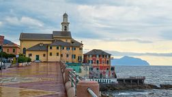 Chiesa di Boccadasse, il derby dello scoglio continua: i genoani si radunano…