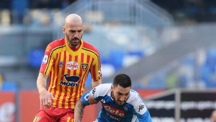 NAPLES, ITALY - FEBRUARY 09: Riccardo Saponara of US Lecce vies with Matteo Politano of SSC Napoli during the Serie A match between SSC Napoli and US Lecce at Stadio San Paolo on February 09, 2020 in Naples, Italy. (Photo by Francesco Pecoraro/Getty Images) NAPLES, ITALY - FEBRUARY 09: Riccardo Saponara of US Lecce vies with Matteo Politano of SSC Napoli during the Serie A match between SSC Napoli and US Lecce at Stadio San Paolo on February 09, 2020 in Naples, Italy. (Photo by Francesco Pecoraro/Getty Images)