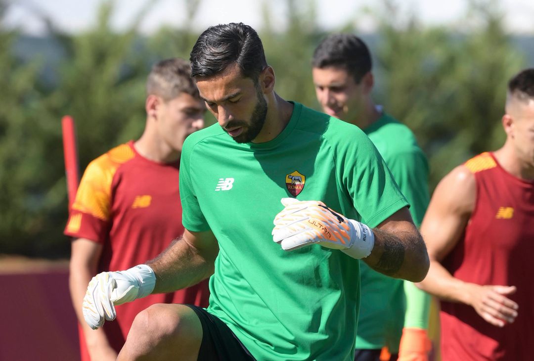 Ritiro Roma, allenamento pomeridiano: primo in gruppo per Dybala – FOTO GALLERY - immagine 39