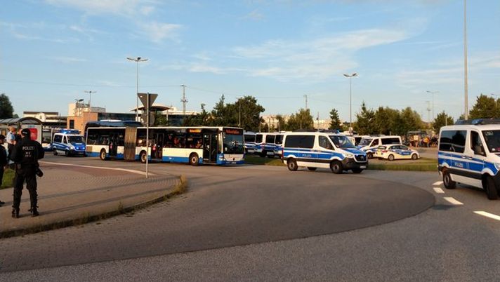 Fa tutto la Dinamo Dresda: 3 gol e tanti arresti di tifosi nel derby fra le tedesche dell’Est 