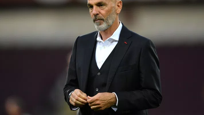 TURIN, ITALY - MAY 12: Stefano Pioli, Head Coach of A.C. Milan looks on prior to the Serie A match between Torino FC  and AC Milan at Stadio Olimpico di Torino on May 12, 2021 in Turin, Italy. Sporting stadiums around Italy remain under strict restrictions due to the Coronavirus Pandemic as Government social distancing laws prohibit fans inside venues resulting in games being played behind closed doors. (Photo by Valerio Pennicino/Getty Images)