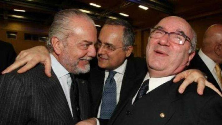 Lotito sul futuro di Sarri: “Se valgono i contratti allora dovrebbe essere così” - immagine 1