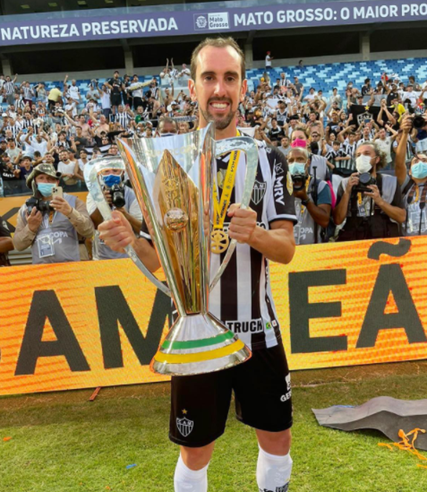 Godín dimentica l’Italia: gol nel derby, il “Faraone” vince il primo trofeo con l’Atlético Mineiro- immagine 2