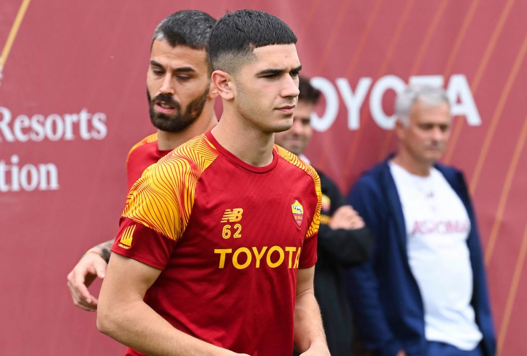 Primo allenamento in vista del Bayer: a parte Smalling e Dybala – FOTO GALLERY - immagine 13