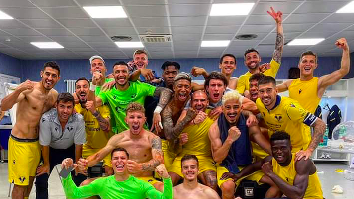 Verona, un punto a Napoli in Serie A dopo 35 anni Verona, un punto a Napoli in Serie A dopo 35 anni