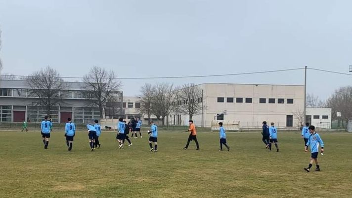 Nel padovano, derby Giovanissimi: il rigore non c’era mai e il capitano lo calcia fuori di proposito… Nel padovano, derby Giovanissimi: il rigore non c’era mai e il capitano lo calcia fuori di proposito… - immagine 1