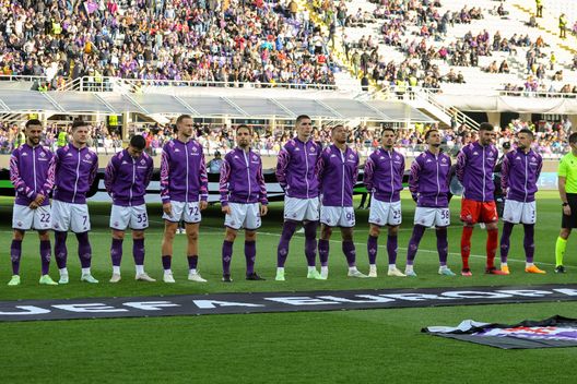 GERMOGLI PH: 20 APRILE 2023 FIRENZE STADIO ARTEMIO FRANCHI CONFERENCE LEAGUE FIORENTINA VS LECH POZNAN NELLA FOTO Tifosi viola in massa a Monza. Poi testa alla Cremonese per riempire il Franchi- immagine 2