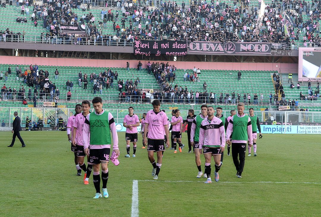 FOTO Palermo-Benevento 1-1, 34ª giornata di Serie B 2022-2023 (La Gallery) - immagine 77