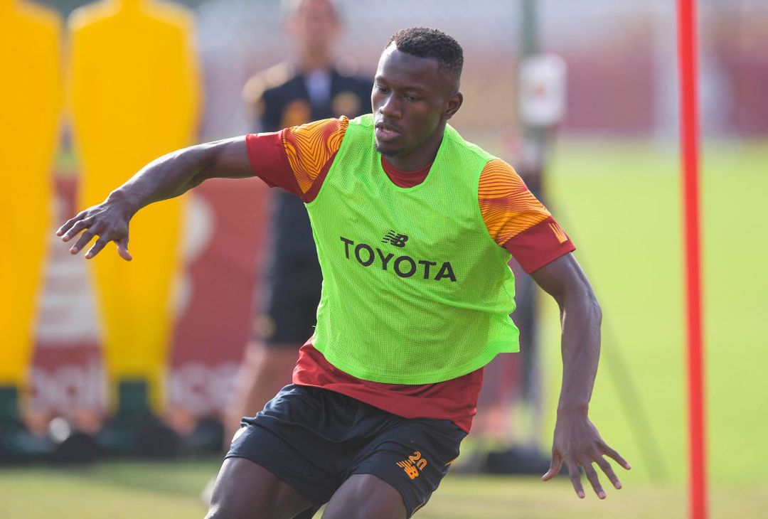 Trigoria, ripresa degli allenamenti: El Shaarawy e Kumbulla in gruppo – FOTO GALLERY - immagine 26