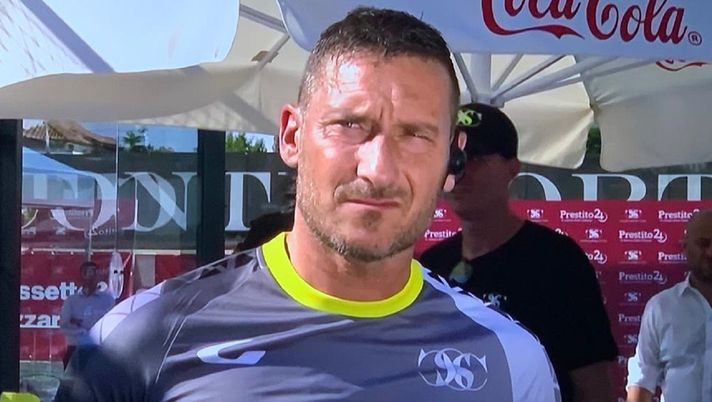 Della Valle risponde ad un tifoso: “Totti su Dybala inquietante? Che faccia capire che…” - immagine 1
