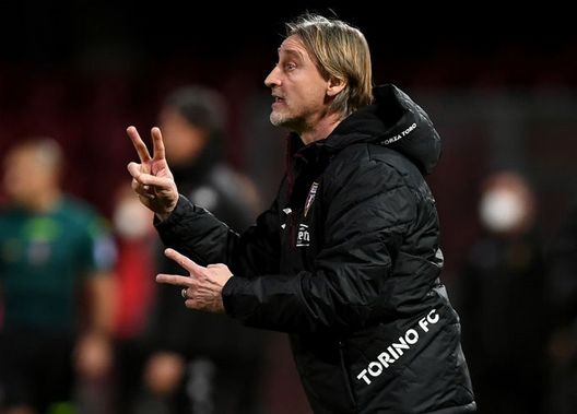 BENEVENTO, ITALY - JANUARY 22: Davide Nicola, Head coach of Torino reacts during of the Serie A match between Benevento Calcio and Torino FC at Stadio Ciro Vigorito on January 22, 2021 in Benevento, Italy. (Photo by Francesco Pecoraro/Getty Images) BENEVENTO, ITALY - JANUARY 22: Davide Nicola, Head coach of Torino reacts during of the Serie A match between Benevento Calcio and Torino FC at Stadio Ciro Vigorito on January 22, 2021 in Benevento, Italy. (Photo by Francesco Pecoraro/Getty Images)