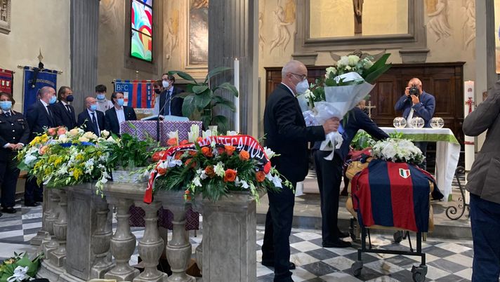 Il Bologna ai funerali di Romano Fogli Il Bologna ai funerali di Romano Fogli