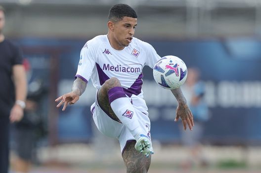 EMPOLI, ITALY - AUGUST 21: Domilson Cordeiro dos Santos known as Dodo of ACF Fiorentina in action during the Serie A match between Empoli FC and ACF Fiorentina at Stadio Carlo Castellani on August 21, 2022 in Empoli, . (Photo by Gabriele Maltinti/Getty Images) Convocati, riecco Igor. Out Zurkowski, gruppo praticamente al completo- immagine 2