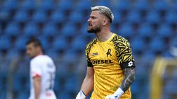 Vicenza, le condizioni del portiere Contini colpito da un petardo