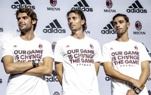 Andrea Poli, Riccardo Montolivo e Mattia De Sciglio (Fonte: acmilan.com) Andrea Poli, Riccardo Montolivo e Mattia De Sciglio (Fonte: acmilan.com)