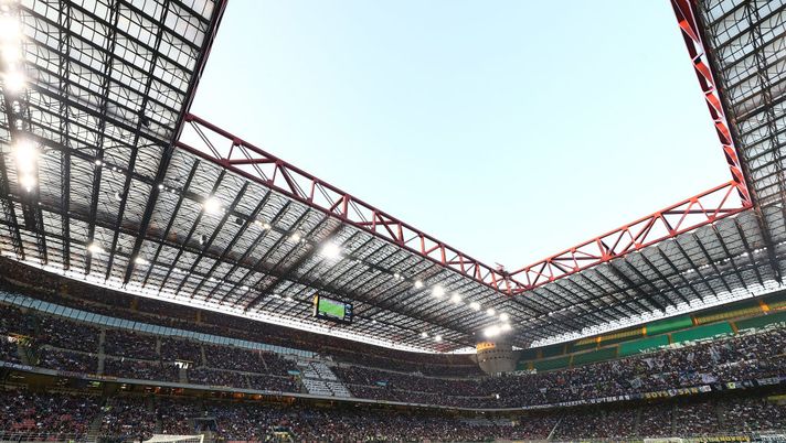 MILAN, ITALY - OCTOBER 26: A general view inside the stadium prior to the Serie A match between FC Internazionale and Parma Calcio at Stadio Giuseppe Meazza on October 26, 2019 in Milan, Italy. (Photo by Marco Luzzani - Inter/Inter via Getty Images) MILAN, ITALY - OCTOBER 26: A general view inside the stadium prior to the Serie A match between FC Internazionale and Parma Calcio at Stadio Giuseppe Meazza on October 26, 2019 in Milan, Italy. (Photo by Marco Luzzani - Inter/Inter via Getty Images)