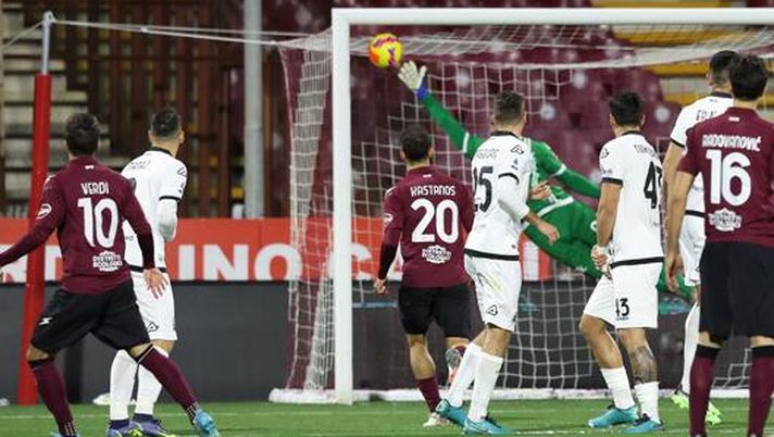 Doppietta su punizione: con Verdi anche Sneijder, Biraghi, Sinisa e… Sinisa- immagine 2