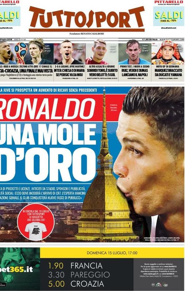 Prima Pagina, Tuttosport: “Una mole d’oro. Francia-Croazia, una finale mai vista. Inter, Chiesa o Di Maria. E’ subito vero Belotti…” Prima Pagina, Tuttosport: “Una mole d’oro. Francia-Croazia, una finale mai vista. Inter, Chiesa o Di Maria. E’ subito vero Belotti…”
