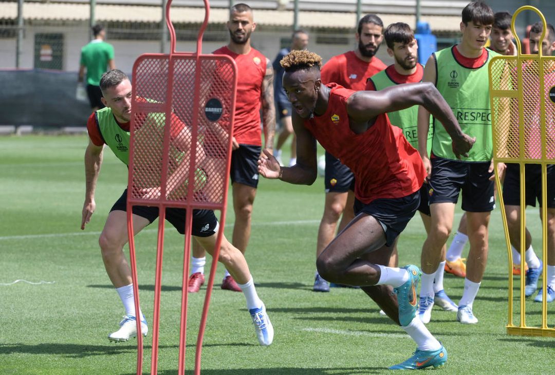 Roma, la rifinitura in vista della finale contro il Feyenoord – FOTO GALLERY- immagine 1