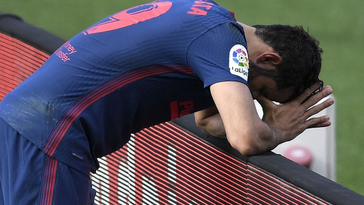 VIGO, SPAIN - OCTOBER 17: Diego Costa of Atletico de Madrid reacts with an injury during the La Liga Santander match between RC Celta and Atletico de Madrid at Abanca-Balaídos on October 17, 2020 in Vigo, Spain. Football Stadiums around Europe remain empty due to the Coronavirus Pandemic as Government social distancing laws prohibit fans inside venues resulting in fixtures being played behind closed doors. (Photo by Octavio Passos/Getty Images) VIGO, SPAIN - OCTOBER 17: Diego Costa of Atletico de Madrid reacts with an injury during the La Liga Santander match between RC Celta and Atletico de Madrid at Abanca-Balaídos on October 17, 2020 in Vigo, Spain. Football Stadiums around Europe remain empty due to the Coronavirus Pandemic as Government social distancing laws prohibit fans inside venues resulting in fixtures being played behind closed doors. (Photo by Octavio Passos/Getty Images)