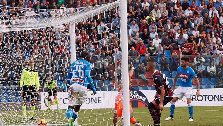 Perugia, parla l’agente dell’ex Roma Rosi: “Escluso per il padel con la moglie? E’ esagerato. Quella promessa al presidente…” 