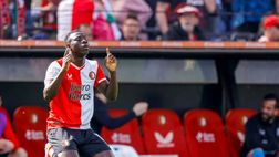 Doppietta e due passi verso casa: Minteh a piedi dopo il derby d’Olanda vinto con l’Ajax