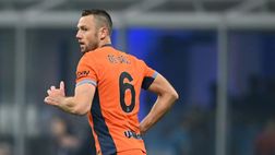 De Vrij si è ripreso l’Inter: affidabile in campo e leader in spogliatoio, rinnovo mossa giusta