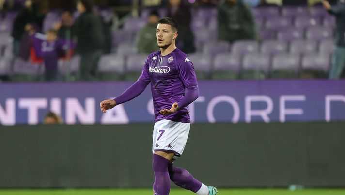 FLORENCE, ITALY - JANUARY 12: Luka Jovic of ACF Fiorentina reacts during the Coppa Italia match between ACF Fiorentina and UC Sampdoria at Stadio Artemio Franchi on January 12, 2023 in Florence, Italy. (Photo by Gabriele Maltinti/Getty Images) Jovic, Ikoné, Barak, Gonzalez, Amrabat: dubbi e certezze di formazione per la Fiorentina - immagine 1