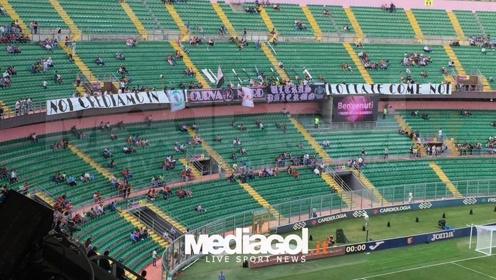 Striscione curva Nord: “Noi crediamo in voi, lottate come noi” 