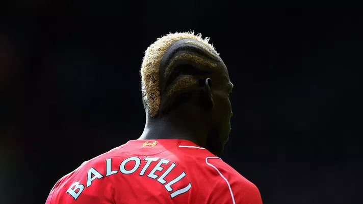 Balotelli al Palermo fa sognare il popolo rosanero. Sarà l&#8217;ultimo regalo di Zamparini? Ma tra i tifosi c&#8217;è chi non lo vuole