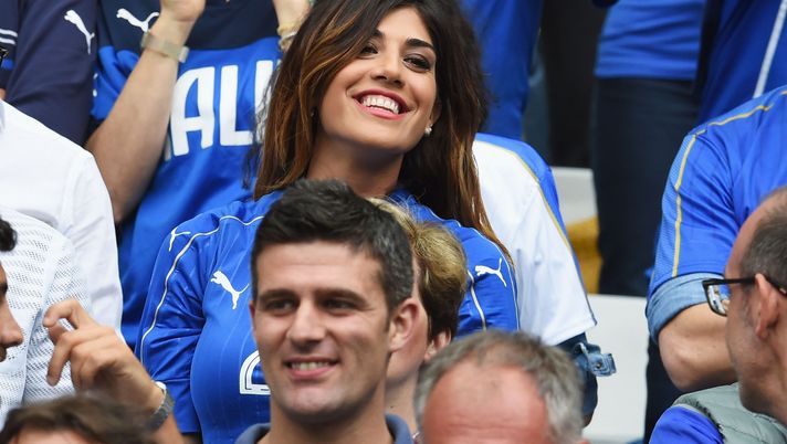 PARIS, FRANCE - JUNE 27: Jenny Darone wife of Lorenzo Insigne of Italy looks on during the UEFA EURO 2016 round of 16 match between Italy and Spain at Stade de France on June 27, 2016 in Paris, France. (Photo by Claudio Villa/Getty Images) PARIS, FRANCE - JUNE 27: Jenny Darone wife of Lorenzo Insigne of Italy looks on during the UEFA EURO 2016 round of 16 match between Italy and Spain at Stade de France on June 27, 2016 in Paris, France. (Photo by Claudio Villa/Getty Images)