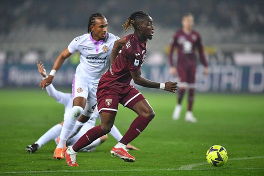 TURIN, ITALY - FEBRUARY 20: Yann Karamoh of Torino FC in action during the Serie A match between Torino FC and US Cremonese at Stadio Olimpico di Torino on February 20, 2023 in Turin, . (Photo by Valerio Pennicino/Getty Images)