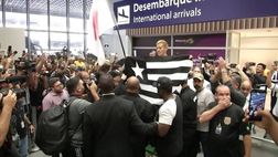 Honda al Botafogo, accolto dai tifosi come un eroe