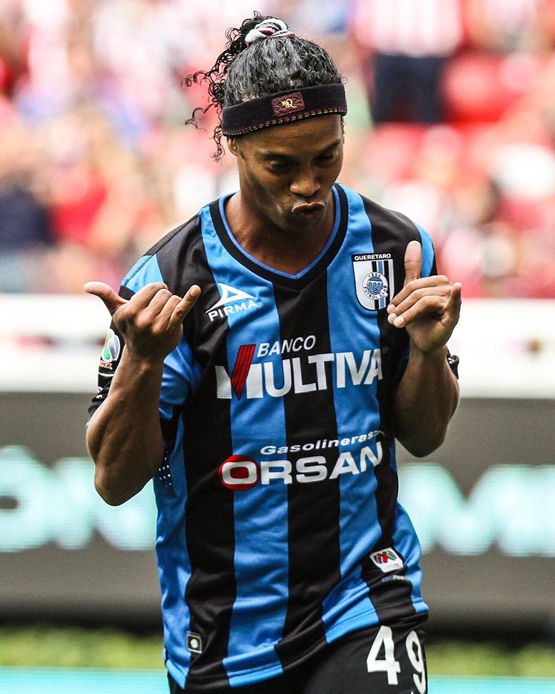 Messico, un compagno di Ronaldinho: “Feste pazzesche a casa sua, i camerieri ti servivano da bere”- immagine 2