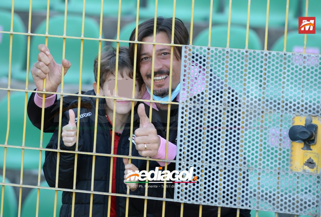 FOTO, i tifosi allo stadio per Palermo – Potenza 2-0 (Gallery) - immagine 93