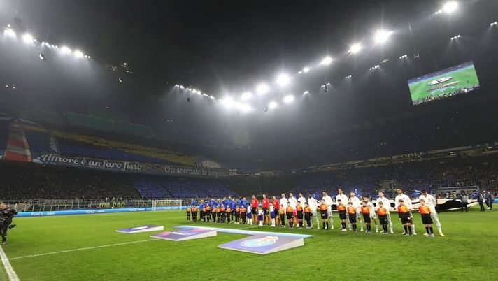 Terremoto Turchia e Siria, le maglie di Inter-Porto in vendita all’asta su Ebay - immagine 1