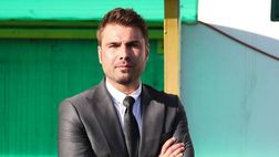 Mutu è il nuovo allenatore dell’Universitatea Craiova: la foto con i tifosi
