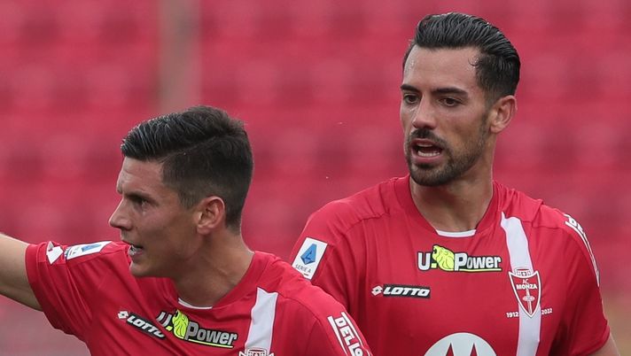 Il messaggio di Pessina per Marì: “Lotteremo con te, la coltellata l’abbiamo presa tutti” Il messaggio di Pessina per Marì: “Lotteremo con te, la coltellata l’abbiamo presa tutti” - immagine 1