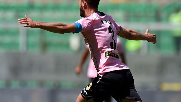 Palermo-Genoa 1-0: commento al primo tempo. Frittata di Lamanna, rosa ok 